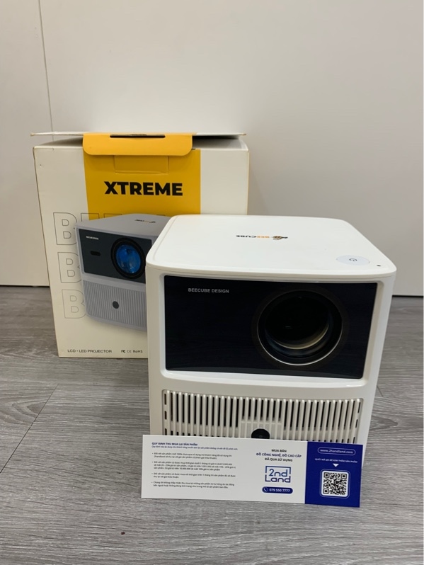 Máy chiếu Beecube Xtreme 2 FULLHD - Màu trắng - Ngoại hình: 98% - Fullbox