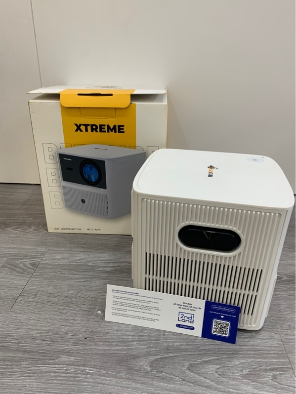 Máy chiếu Beecube Xtreme 2 FULLHD - Màu trắng - Ngoại hình: 98% - Fullbox