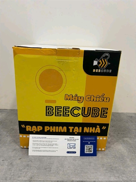 Máy chiếu Beecube Xtreme - Màu trắng - Ngoại hình 98% - Fullbox 3