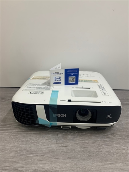 Máy chiếu Full HD Epson EB-FH52 - 89h chiếu - Màu trắng - Ngoại hình: 98% - Ống kính bụi trong - Body, kèm nguồn + remote