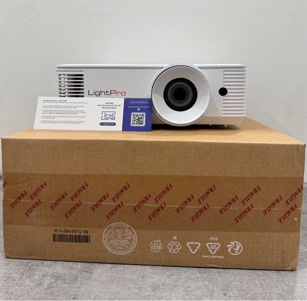 Máy chiếu Infocus P122 - Màu trắng - Ngoại hình 99% - Openbox