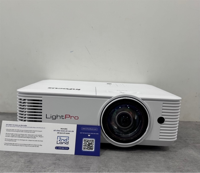 Máy chiếu Infocus P123 ( InFocus Vista II IN0044ST )- Màu trắng - Ngoại hình 97% - Lens mốc - Kèm remote + Nguồn + HDMI