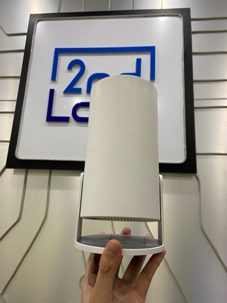 Máy chiếu LCD Projector HY300 Power AC100 260V - Màu trắng - Ngoại hình: 97% - Ố vàng - Kèm dây HDMI + nguồn + Remote