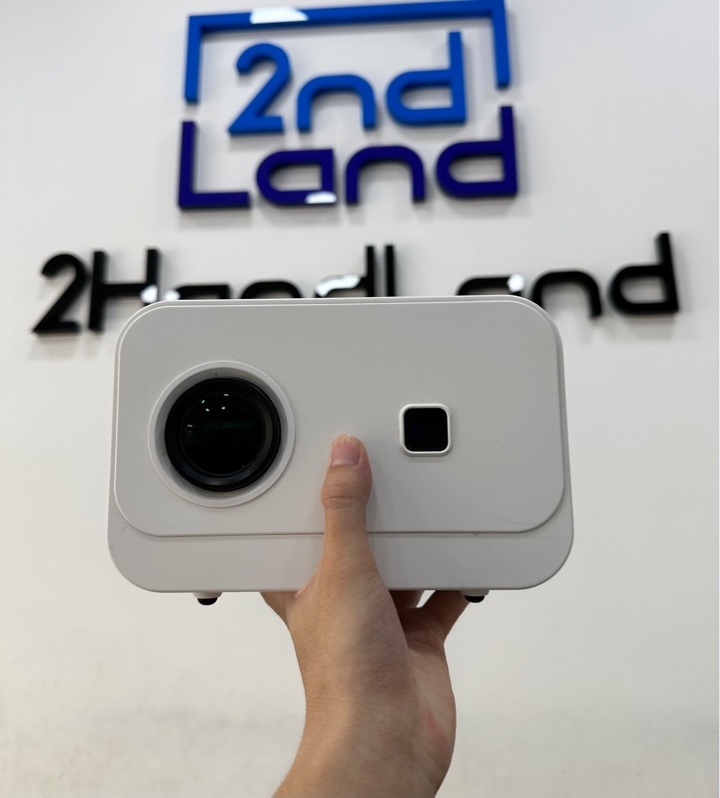 Máy Chiếu Legend S7 Gen 2 - Màu trắng - Ngoại hình 97% - Trầy xước , sesor bụi, mất điều chỉnh tự động - Kèm nguồn + Remote