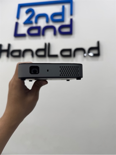 Máy chiếu mini Hotack D061 Full HD 1080P - ( Hỗ trợ xuất chiếu từ điện thoại, laptop… ) không Android Box tích hợp - Màu đen - Ngoại hình 97% - Kèm sạc 1