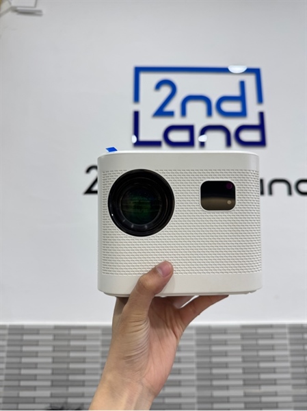 Máy chiếu mini Z6 Flys - Màu trắng - Ngoại hình 98% - Bụi trong - Fullbox 1
