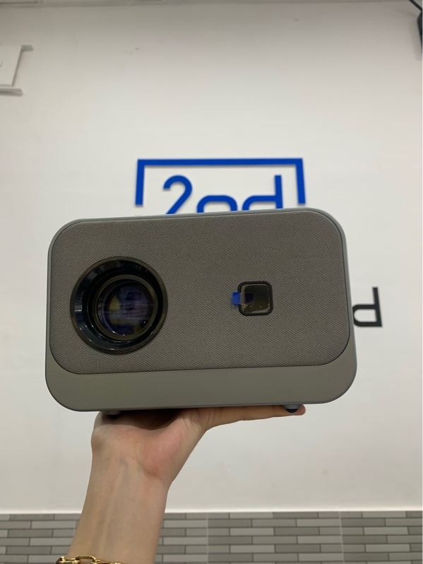 Máy chiếu Movie Legend S7 Pro - Màu xám - Ngoại hình: 98% - Trầy body, bụi trong, loa rè - Kèm đế + dây nguồn +remote