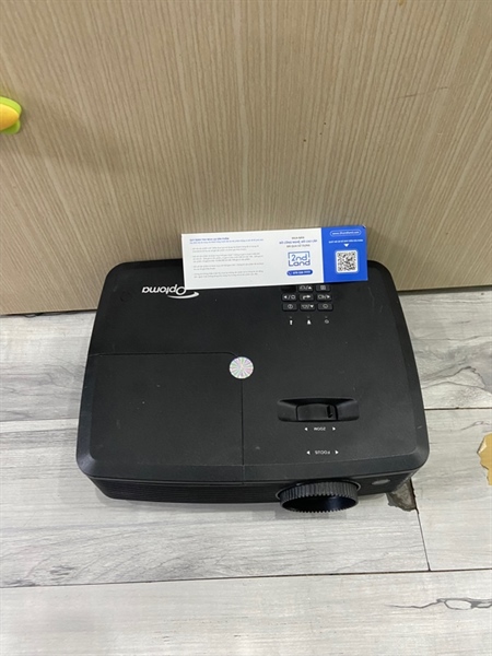 Máy chiếu Optoma X341 - 385h chiếu - Màu đen - Ngoại hình: 98% - Kèm nguồn