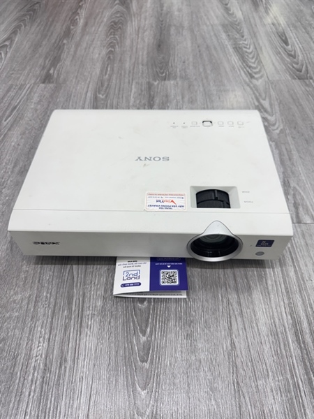 Máy chiếu Sony VPL-DX 142 - Màu trắng - Ngoại hình 97 - Loa rè, bụi trong - 399h chiếu - Body, kèm nguồn