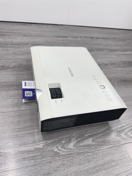 Máy chiếu Sony VPL-DX131 - Ngoại hình 97% - Màu trắng - Loa rè, bụi trong - 840h chiếu - Body, không nguồn 1