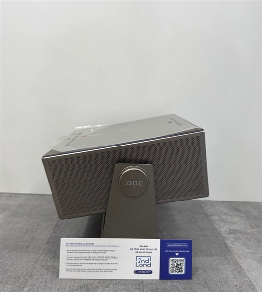 Máy chiếu thông minh laser OBE X30 Ultra 4K Ultra HD (hỗ trợ đầu vào 8k) - Độ sáng: 2800 Cvia - Bù chuyển động lên đến 120Hz - 4/64GB - Nội địa Trung - Màu xám - Ngoại hình 97% - Kèm nguồn + Remote 2