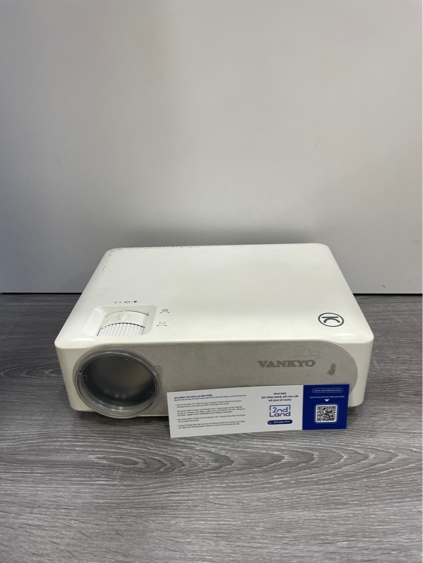 Máy chiếu Vankyo Performance V630W - Màu trắng - Ngoại hình: 97% - Bụi ống kính, trầy xướt, ố body - Kèm nguồn + remote