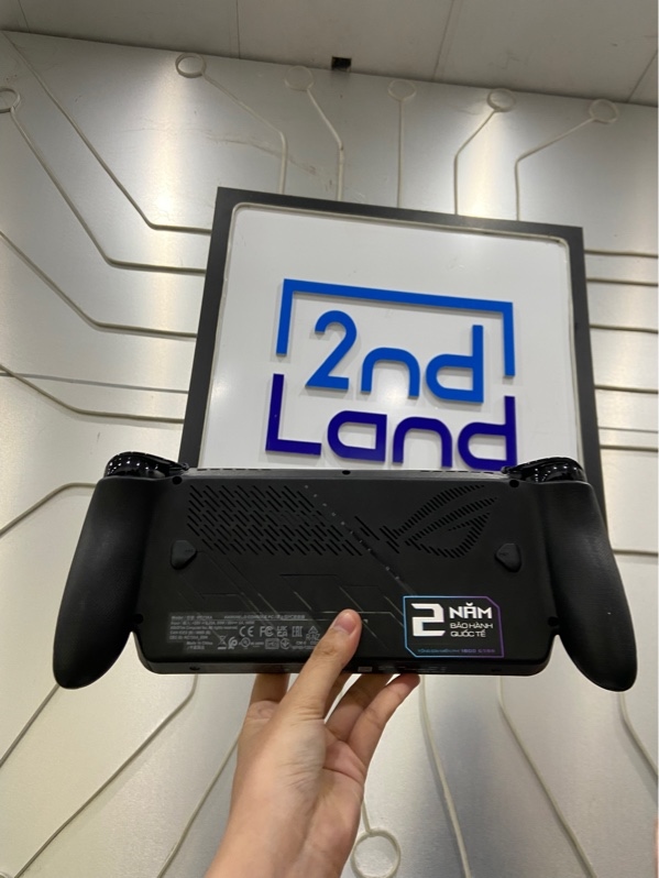 Máy chơi game Asus Rog Ally Ai Z2 Extreme - Amd ryzen Al Z2 extreme - 24/1TB SSD - Pin 97% - Màu đen - Ngoại hình: 98% - Kèm Box + Sạc