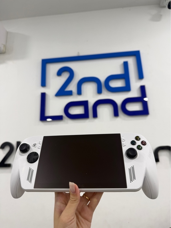 Máy chơi game cầm tay Asus Rog Ally RC73YA - Chip AMD RYZEN Z2 A - 16/512Gb SSD - Màu trắng - Ngoại hình 97% - Ố - Kèm Box , túi , sạc