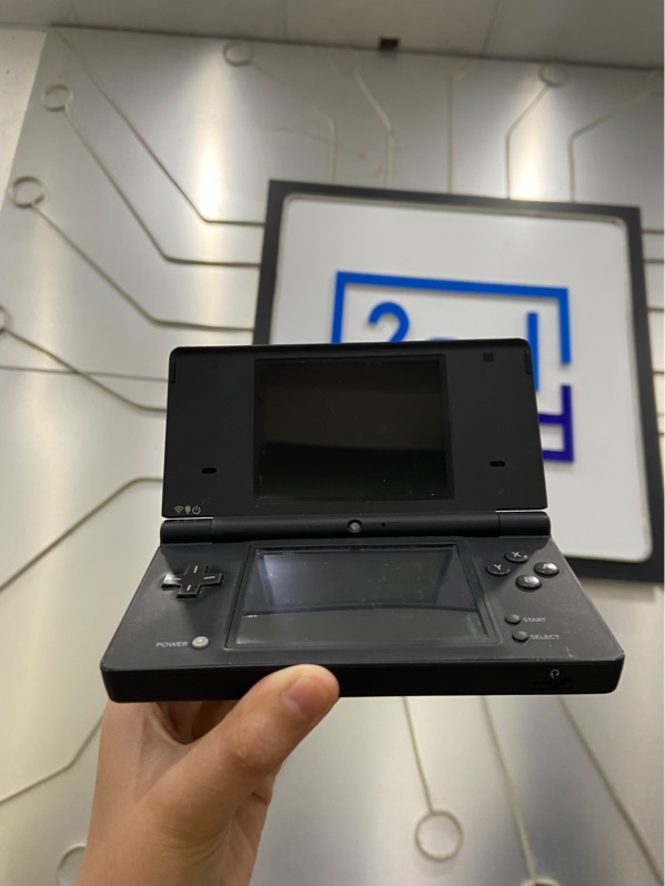 Máy Chơi Game Cầm Tay Nintendo DSi TWL-001 - Màu đen - Ngoại hình: 97% - Màn ám vàng nặng - Kèm nguồn