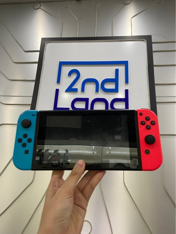 Máy chơi game cầm tay Nintendo Switch V1 - Màu đen - Ngoại hình: 97% - Màn ám hồng - Kèm sạc