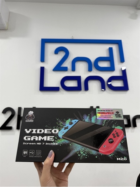 Máy chơi game cầm tay SJGAM M20 - Màu neon - Ngoại hình 98% - Còn BH Thegioigames đến 08/2025 - Kèm Box , sạc , thẻ nhớ 128GB