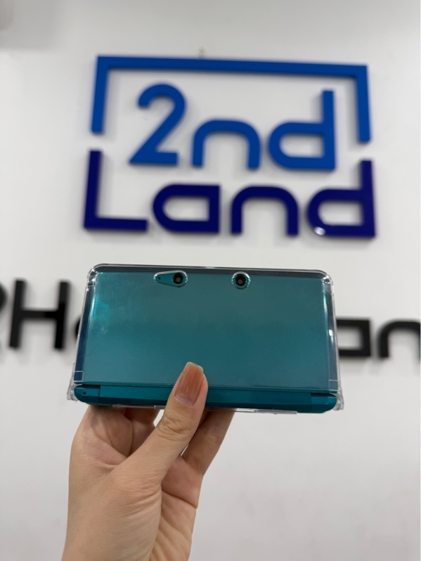 Máy chơi game Nintendo 3DS - đã hack - Màu xanh ngọc - Ngoại hình 97%- màn trên dưới ố vàng - Kèm 1 cáp sạc , 1 thẻ nhớ 32Gb