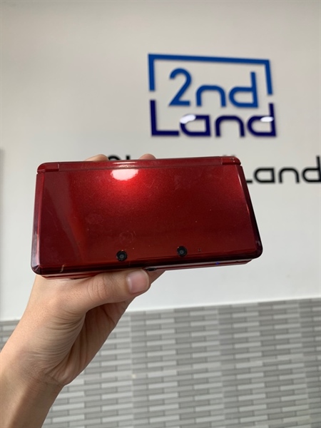 Máy chơi game Nintendo 3DS - Màu đỏ - Ngoại hình: 98% - Màn ám vàng - Kèm sạc + thẻ Super mario bros