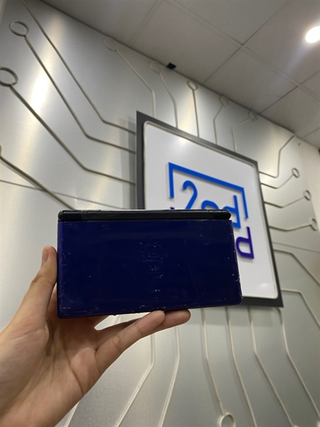 Máy chơi game Nintendo DS Lite - Màu xanh đen - Ngoại hình: 97% - Đã hack - Kèm bút, thẻ 4GB ( đã chép một số game )