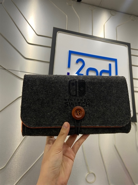 Máy chơi game Nintendo Lite - Đã hack - Màu vàng - Ngoại hình: 97.5% - Body - Kèm case + 1 thẻ nhớ 128GB + sạc