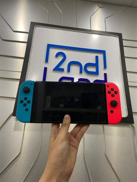Máy chơi game Nintendo Oled - Bản thường - Màu đen - Ngoại hình: 98% - Body - Kèm sạc