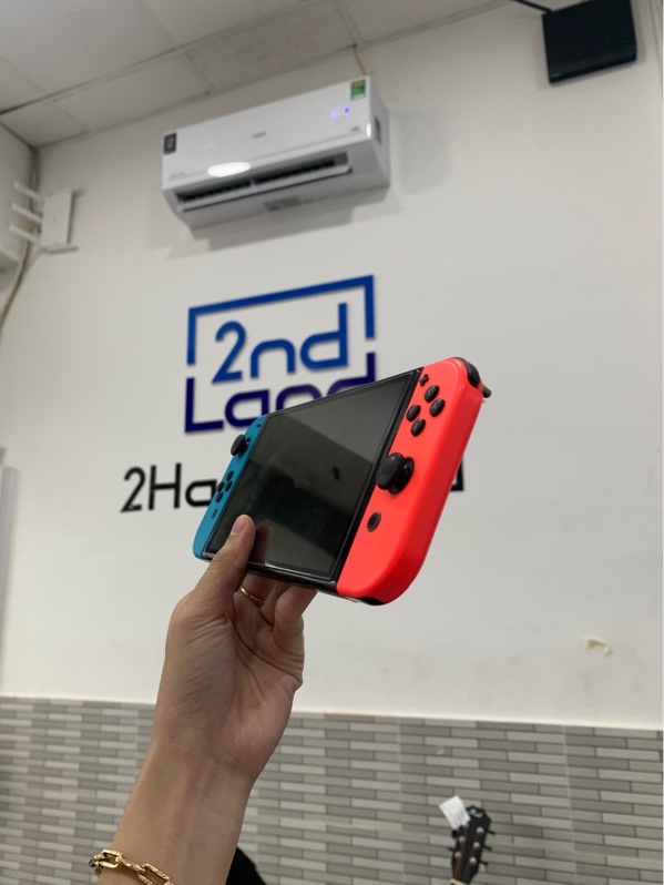 Máy chơi game Nintendo oled - Đã hack - Màu đen - Ngoại hình: 97% - Fullbox, kèm thẻ 128gb