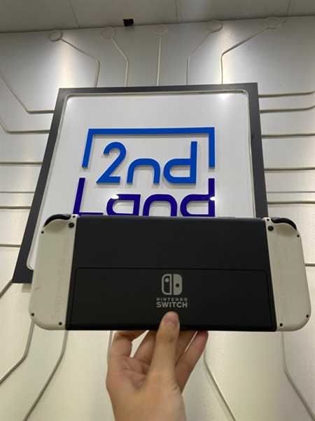Máy chơi game Nintendo Oled - Không hack - Màu trắng - Ngoại hình: 98% - 2 joycon hơi ố - Kèm sạc 1
