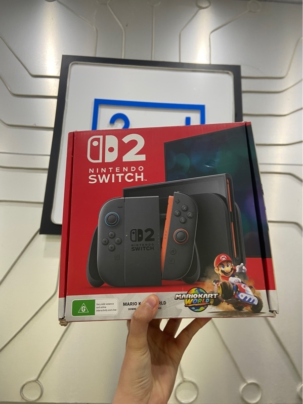 Máy chơi game Nintendo Switch 2 - Màu đen - Ngoại hình: 98% - FullBox