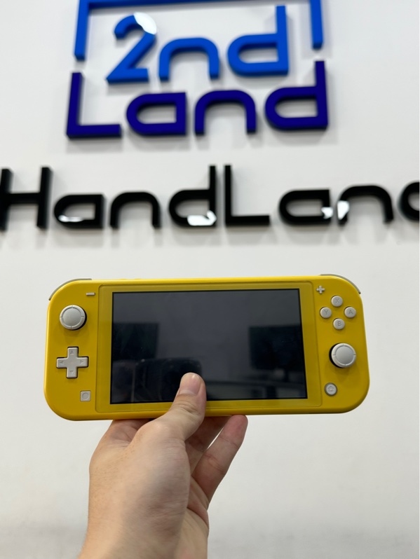 Máy chơi game Nintendo Switch Lite - Đã hack - Màu vàng - Ngoại hình 97% - Màn bụi trong - Kèm box + Sạc + Thẻ 128GB