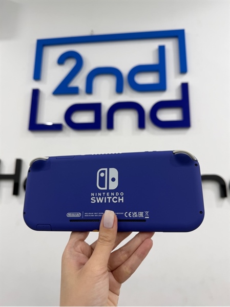 Máy chơi game Nintendo Switch Lite - Đã hack shop GL - Màu xanh tím - Pin 100% - Ngoại hình 98% - Tróc lớp dán bảo vệ - Kèm Box , sạc 2