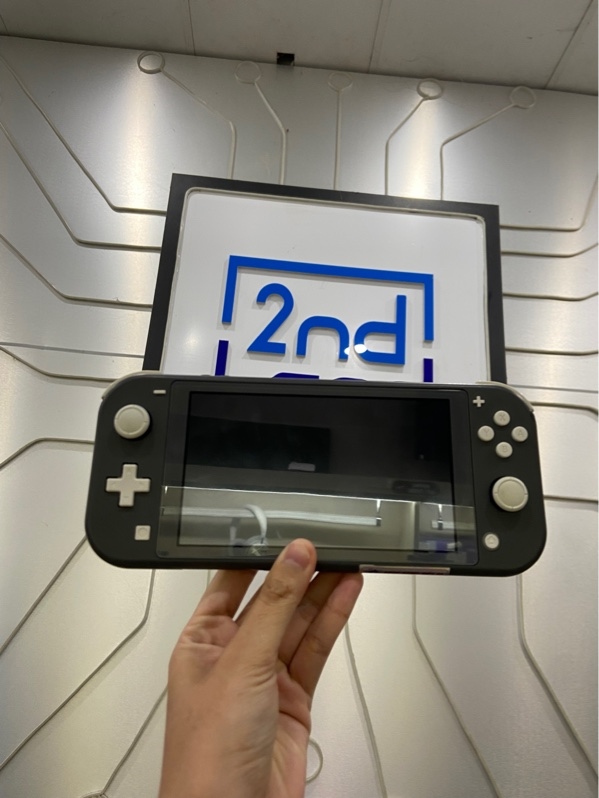 Máy chơi game Nintendo Switch Lite - Đã hack thẻ 128GB - Màu xám - Ngoại hình: 97% - Cấn vỏ - Kèm túi