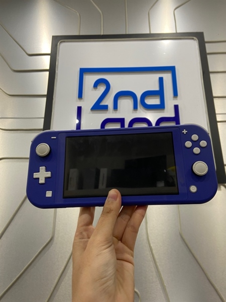 Máy chơi game Nintendo Switch Lite - Màu xanh dương - Ngoại hình: 98% - Kèm sạc