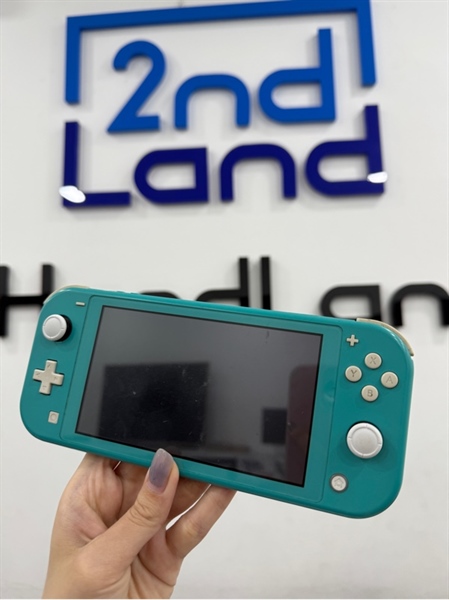 Máy chơi game Nintendo Switch Lite - Màu xanh - Ngoại hình 97% - Trầy xước nhiều , màn ám vàng - Kèm sạc 1