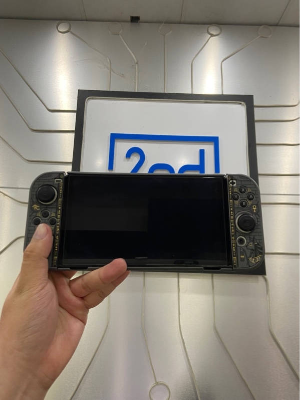 Máy chơi game Nintendo Switch Oled - Chưa hack - Màu đen -Ngoại hình: 97.5% - FullBox