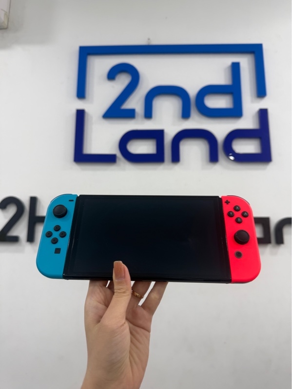 Máy chơi game Nintendo Switch Oled - Chưa hack - Màu đen - Ngoại hình 98% - Kèm túi, sạc