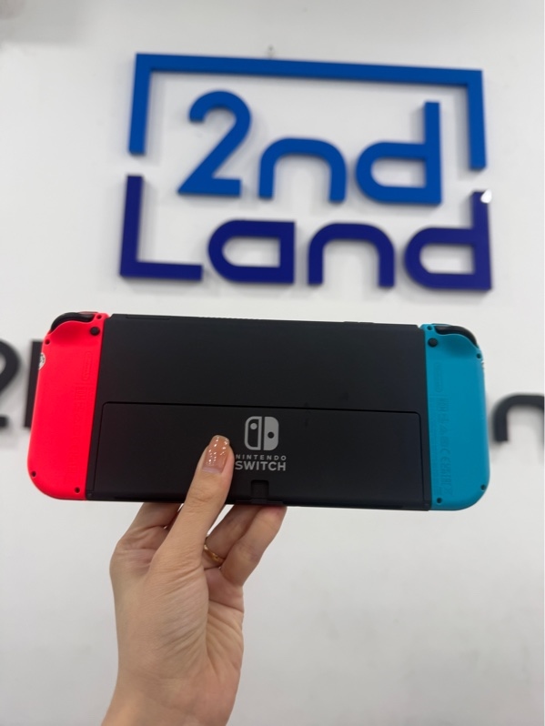 Máy chơi game Nintendo Switch Oled - Chưa hack - Màu đen - Ngoại hình 98% - Kèm túi, sạc