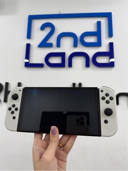 Máy chơi game Nintendo Switch Oled - Chưa hack - Màu trắng đen - Ngoại hình 98% - FullBox 1