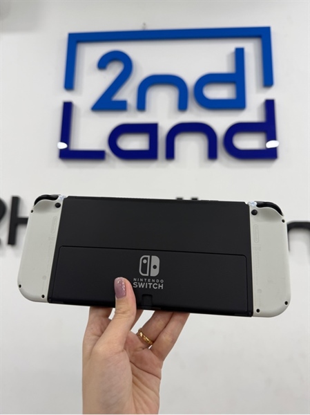 Máy chơi game Nintendo Switch Oled - Chưa hack - Màu trắng đen - Ngoại hình 98% - FullBox 2