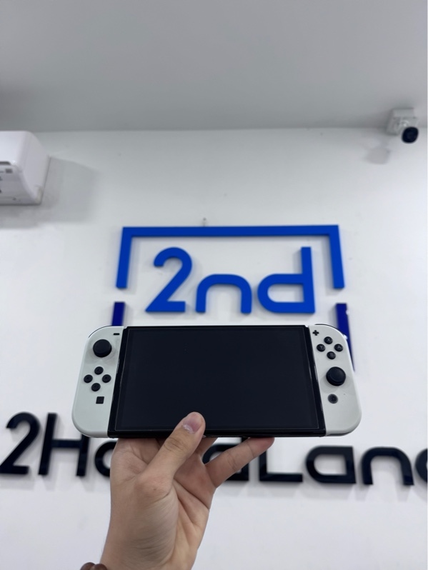 Máy chơi game Nintendo switch Oled - Chưa hack - Màu trắng - Ngoại hình 98% - Fullbox