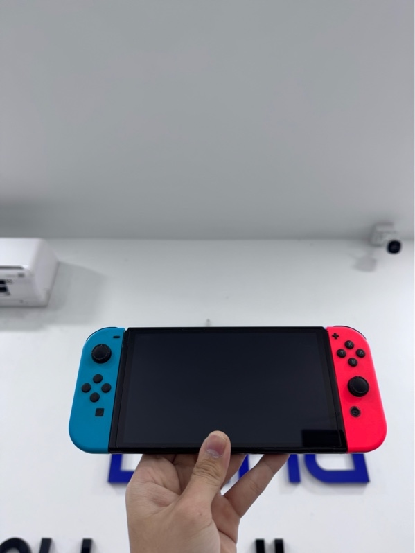 Máy chơi game Nintendo switch oled - Đã hack Droidshop thẻ 256GB - Màu đen đỏ - Ngoại hình 98% - Còn host HVG - Fullbox , kèm túi