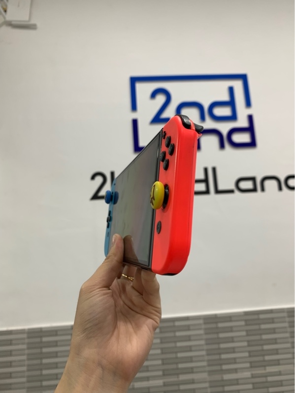 Máy chơi game Nintendo Switch Oled - Đã hack- Màu neon - Ngoại hình: 98% - Kèm sạc + thẻ 256GB