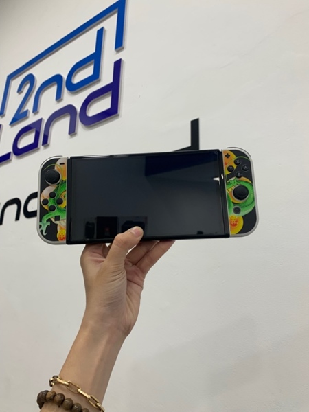 Máy chơi game Nintendo Switch Oled - Đã hack - Màu trắng - Ngoại hình: 97% - Body, kèm thẻ nhwos 512GB + Grip lớn-nhỏ + dock , Sạc 2