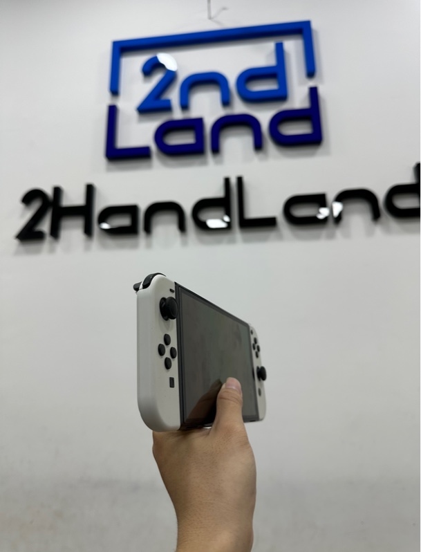 Máy chơi game Nintendo Switch Oled - Đã hack - Màu trắng - Ngoại hình 97% - Fullbox + Thẻ 512GB ( Còn host nhiều game )