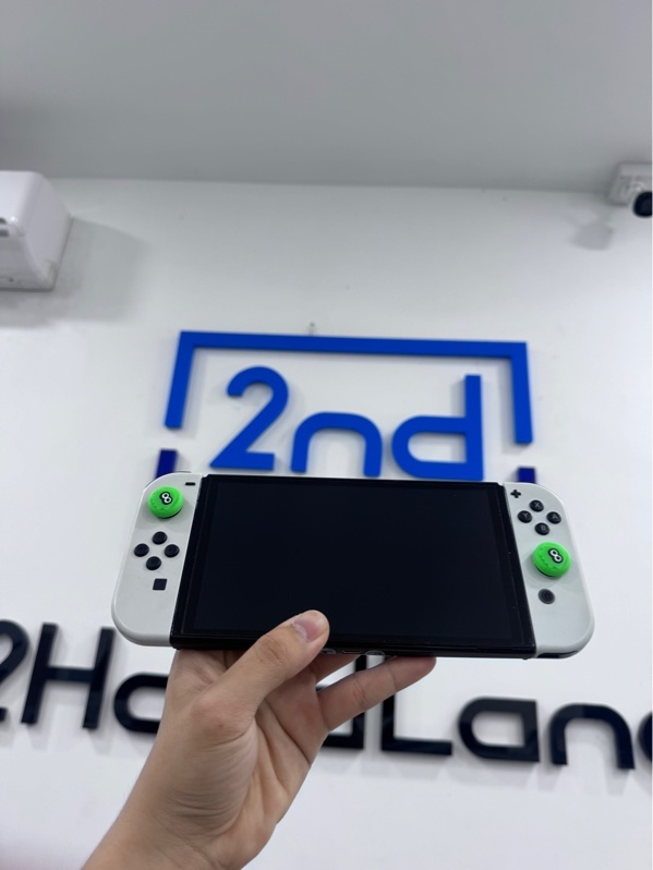 Máy chơi game Nintendo switch Oled - Đã hack - Màu trắng - Ngoại hình 97% - Trầy xước, vàng viền nhẹ - Fullbox, masta thẻ 128GB - Host còn hạn đến 20/02/2027