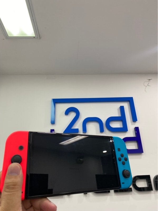 Máy chơi game Nintendo Switch Oled - Đã hack thẻ 128GB - Màu đen - Ngoại hình: 97.5% - Thiếu cặp Wriststrap Dupe - FullBox