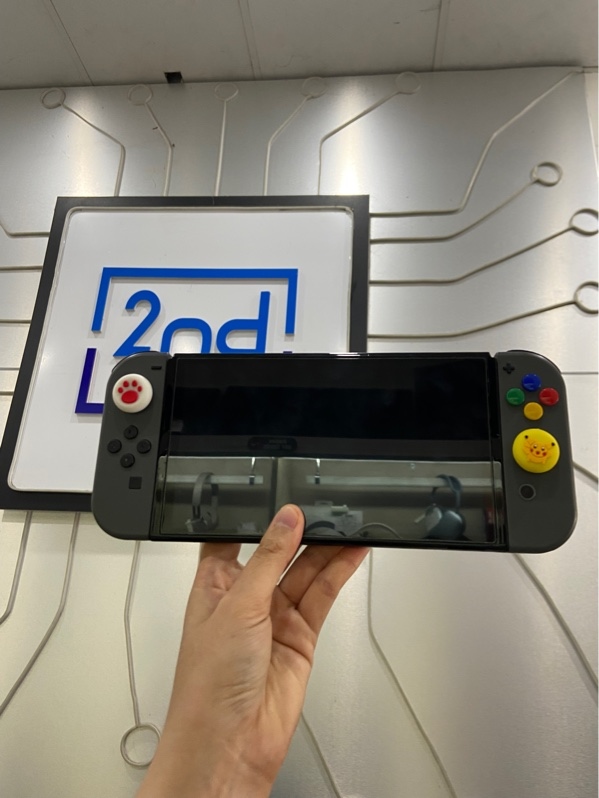 Máy chơi game Nintendo Switch Oled - Đã hack thẻ 128gb - Màu đen - Ngoại hình: 97% - Kèm túi + sạc