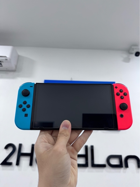 Máy chơi game Nintendo switch oled - Đã hack thẻ 256G - Màu đen - Ngoại hình 98% - Hack tinfoil, đã hết host - Fullbox