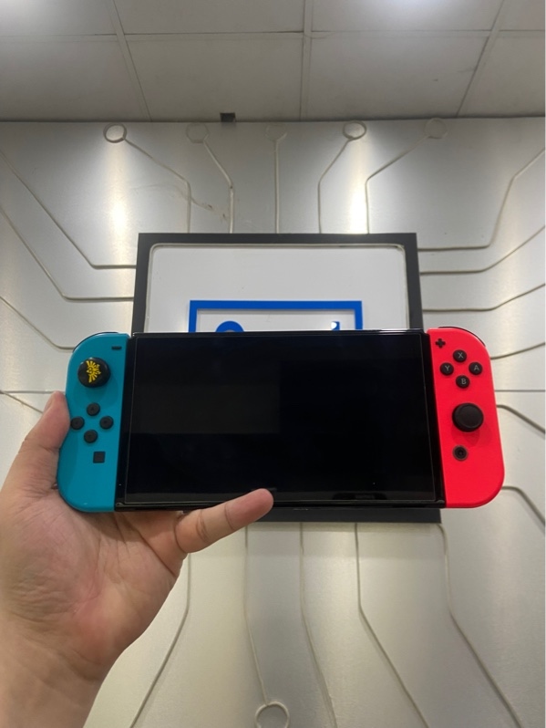 Máy chơi Game Nintendo Switch Oled - Đã hack thẻ - 256GB - Màu đen - Ngoại hình: 97% - FullBox
