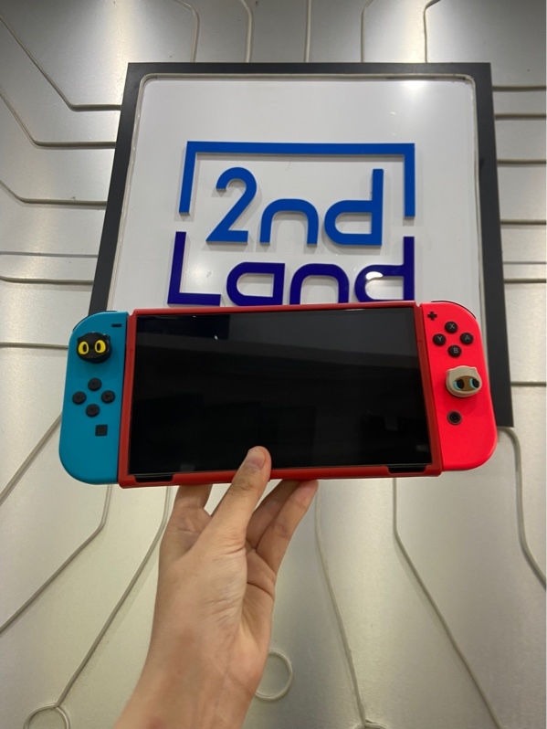 Máy chơi game Nintendo Switch Oled - Hack thẻ 256GB - Joycon màu neon xanh đỏ - Ngoại hình: 98% - Đủ phụ kiện - Kèm túi